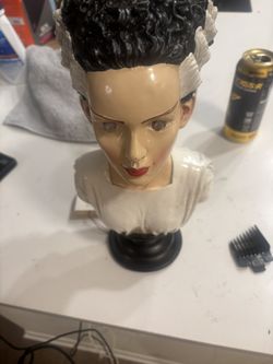 Frankensteins Bride Bust Light Up Decor 