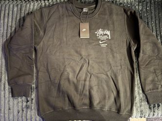 Mens crewneck sweater