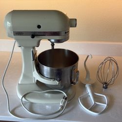 Kitchenaid Hobart 5 quart bowl lift mixer - complete
