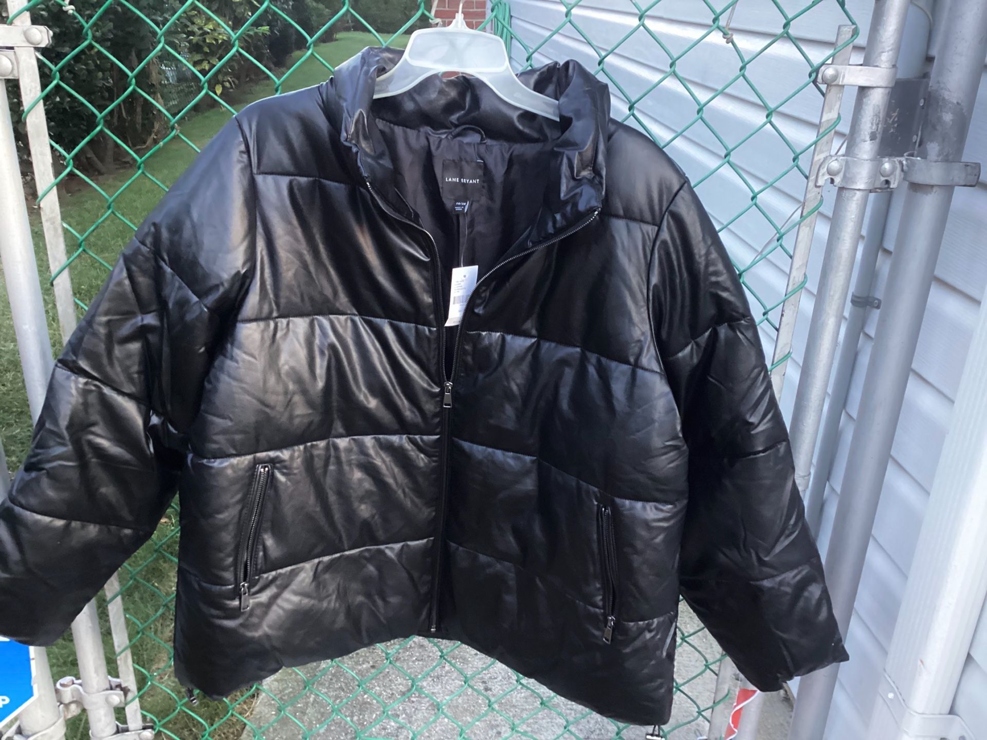 NEW w/ Tag Lane Bryant Black PU Puffer Jacket Size 18/20 Faux Leather Waterproof 
