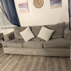 Queen Sofa Bed / Futon