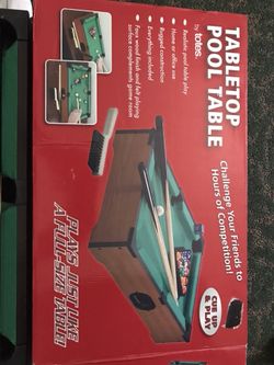 Tabletop pool table