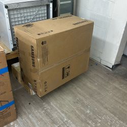 Samsung Pedestal Part WE702 (NEW, $225)
