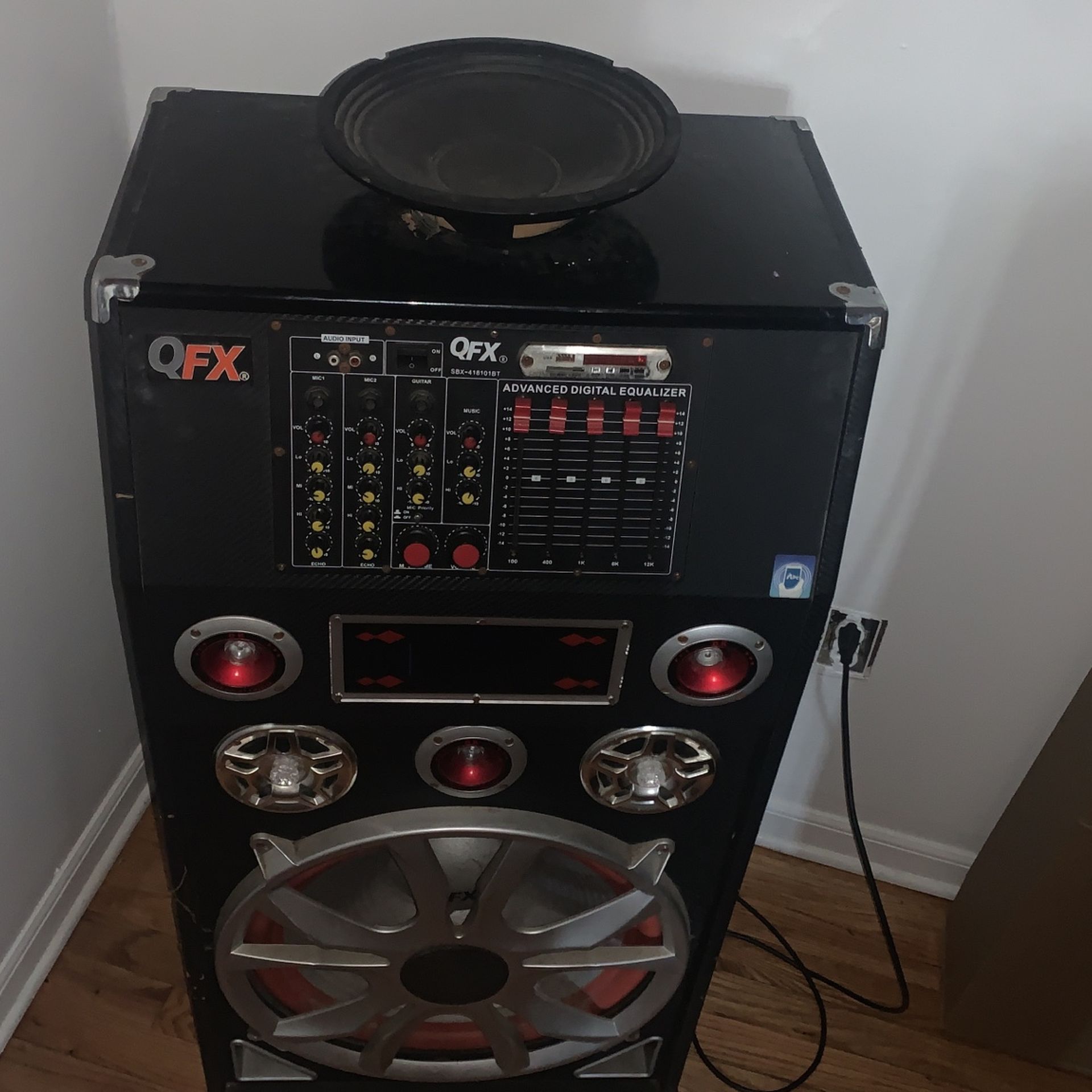 QFX Loud Radio