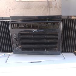 MIDEA AIR CONDITIONER 5000 BTU