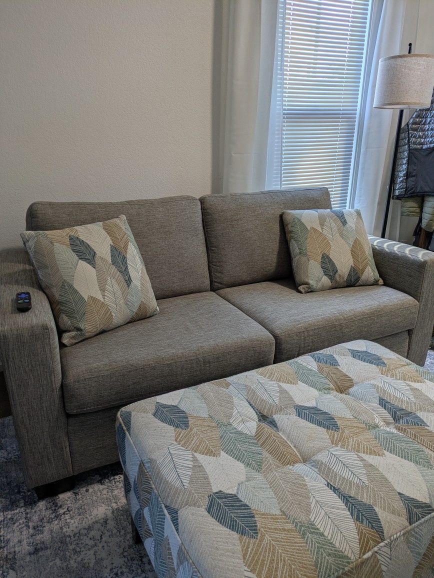 Stanton Loveseat & Ottoman
