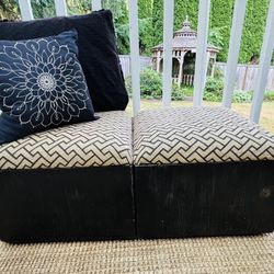 Ottoman/stools