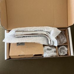 Delta Wall Mount Faucet Trim- Silver