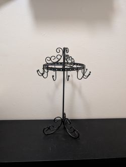 Rotating Jewelry Rack