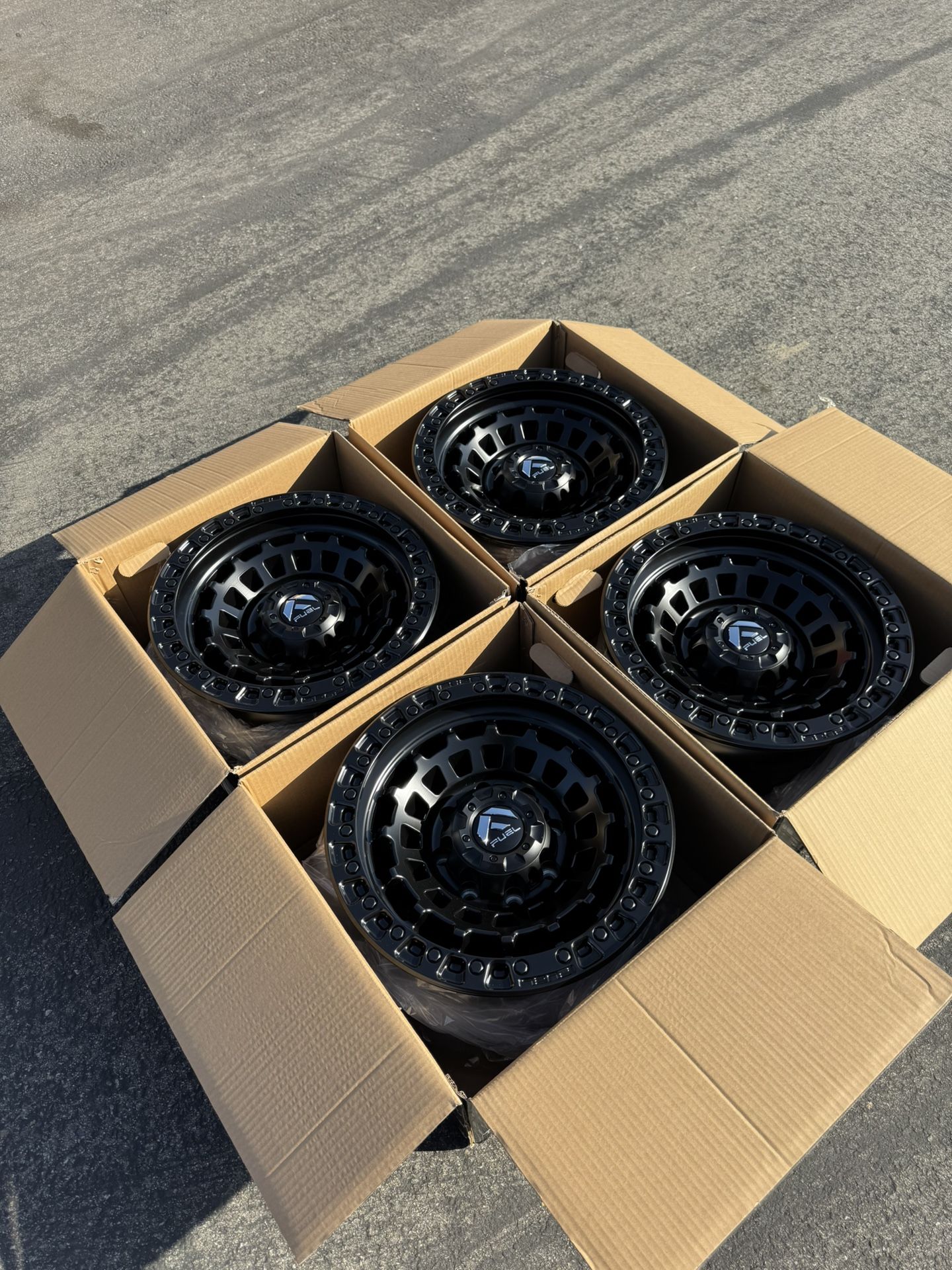 8x6.5 Fuel Zephyr 17” Wheels 8 Lug Ram Chevy GMC Duramax Cummins Heavy Duty Off-Road