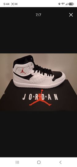 Men's Jordan access jumpman size 10.5 new
