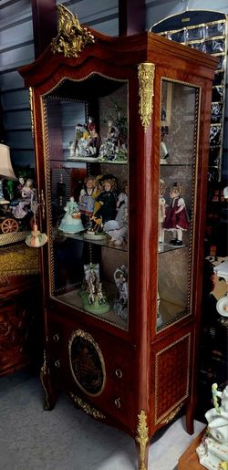 French CURIO Cabinet 