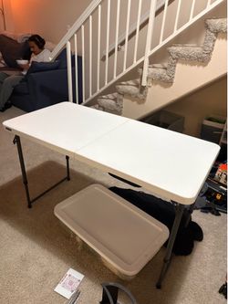 Lifetime 4 ft Folding Table