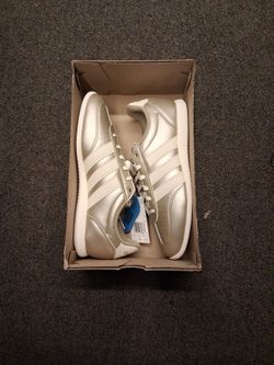 Women's Barreda Lo Size 9