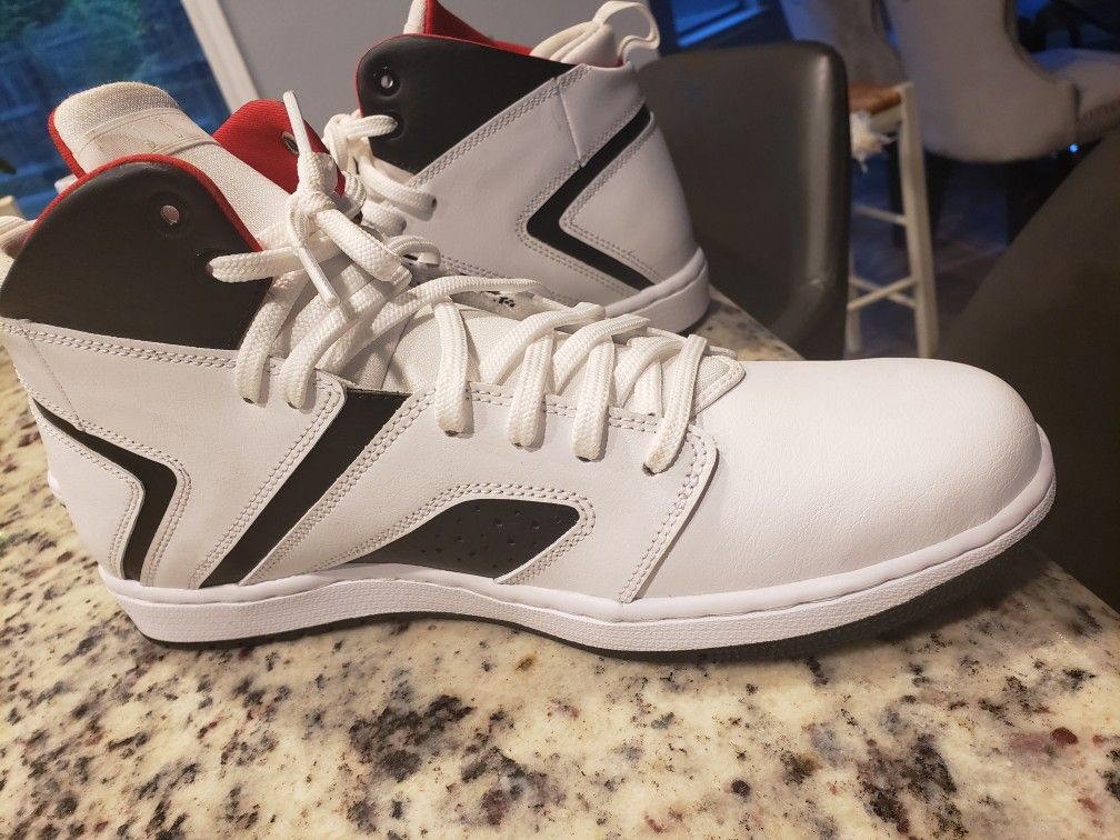 Jourdan Shoes Size 11