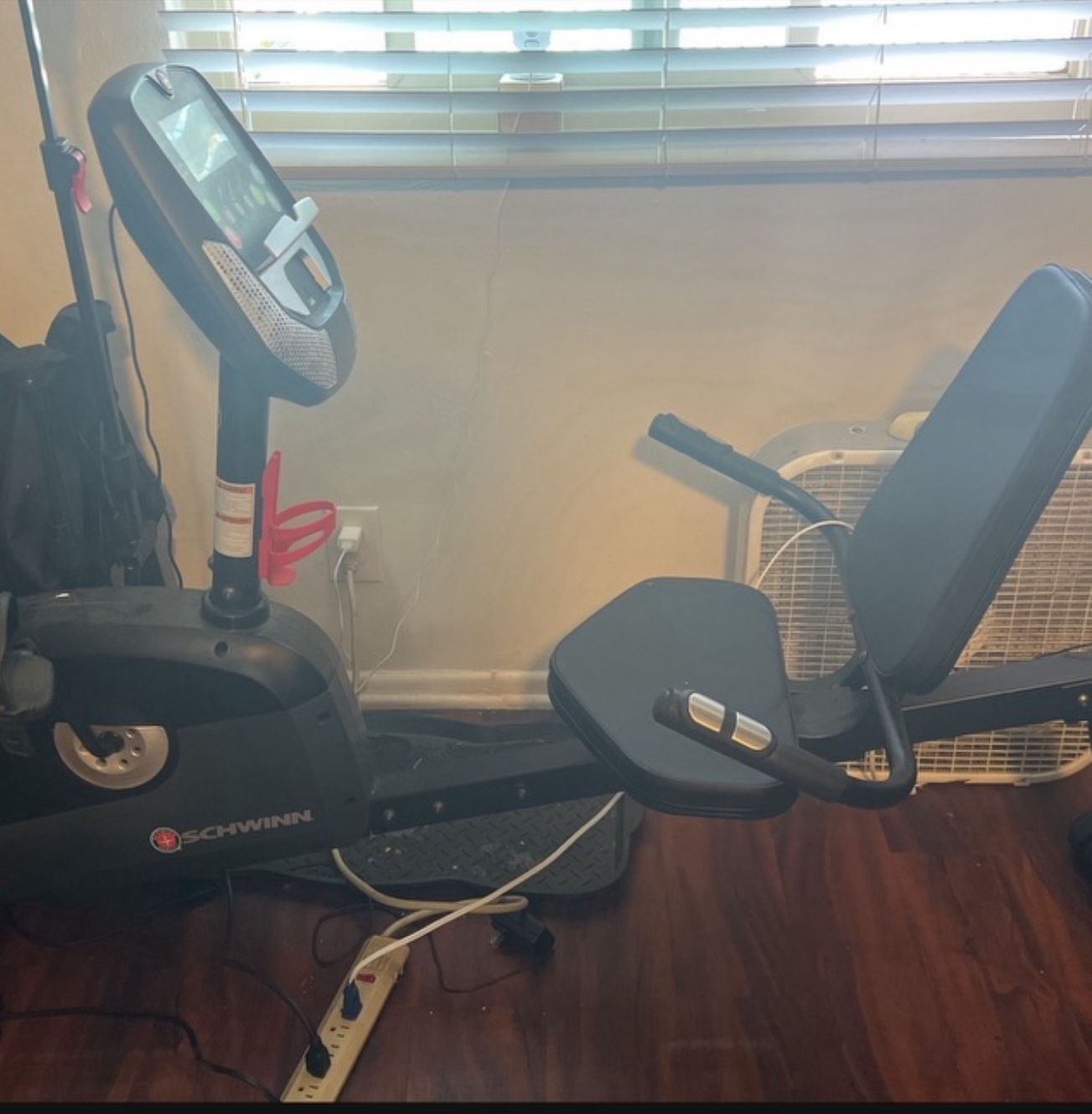 Swinn Recumbent Exercise Bike