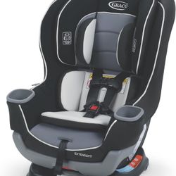 Graco Extend2Fit Convertible Car seat