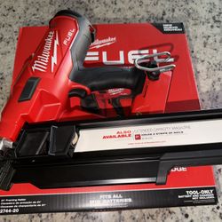 TOOL ONLY NEW M18 MILWAUKEE FUEL 21 DEGREE FRAMING NAILER 