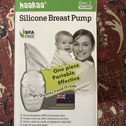 Haakaa Silicone Manual Breast Pump