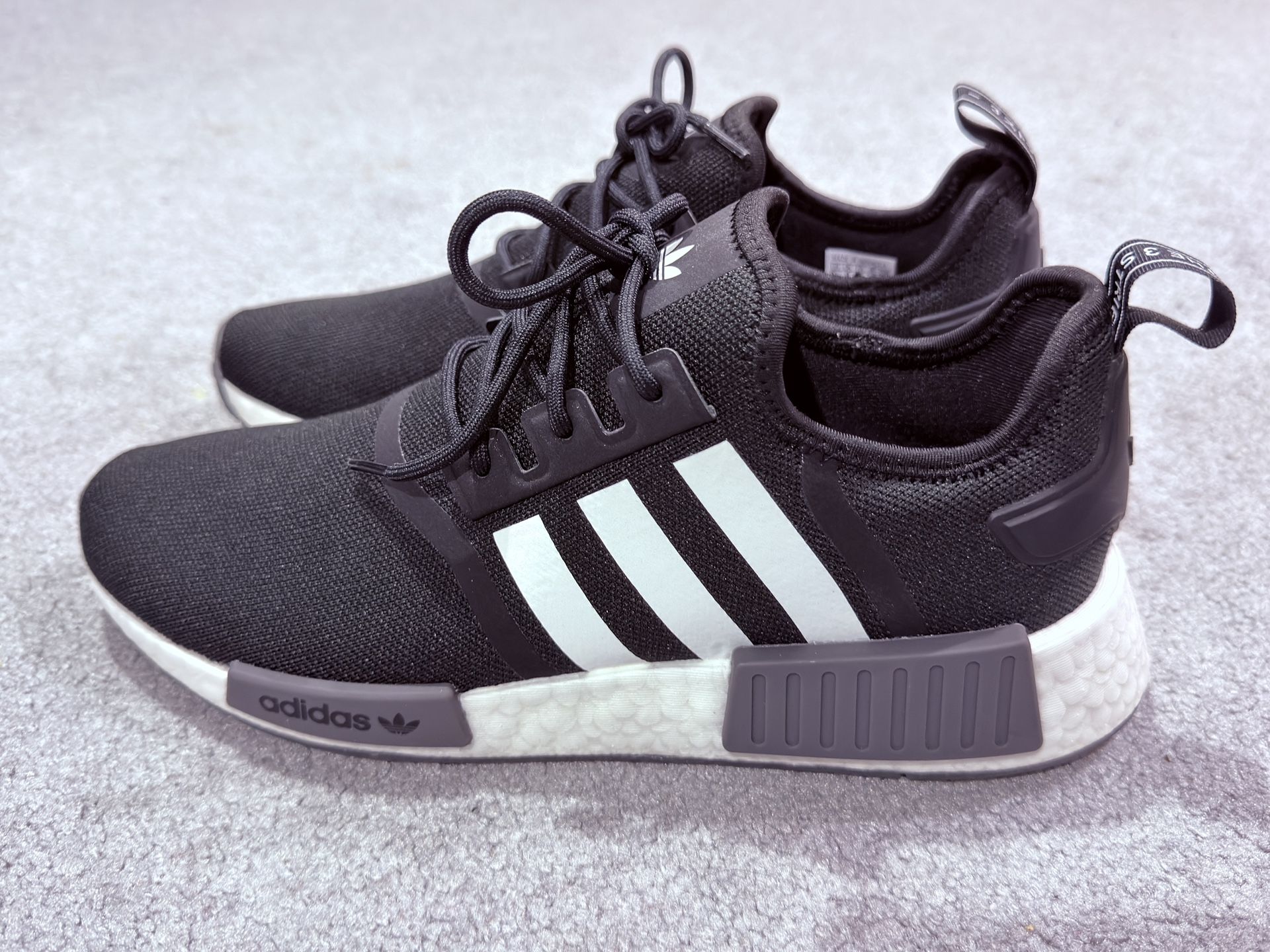 Adidas NMD R1 Men 9.5