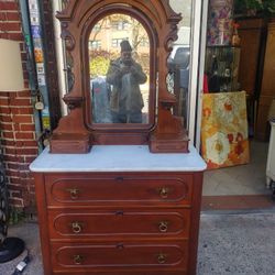 Antique Victorian Style dresser With Glass Mirror 