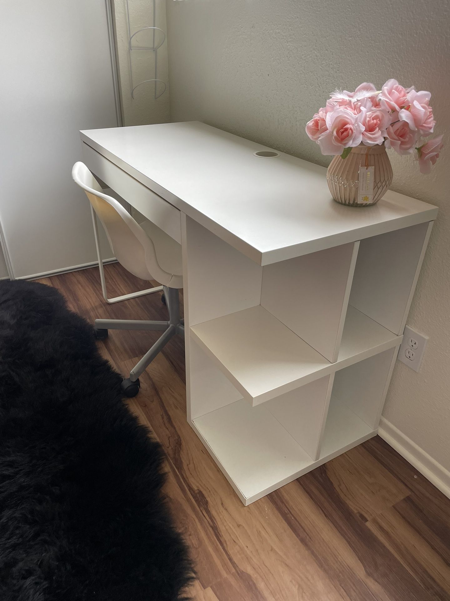 White wooden IKEA Desk with Chair 