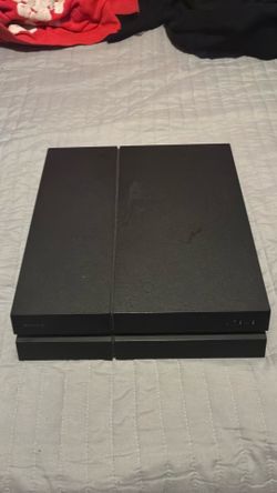 PS4 used no cables. No controller works perfectly fine. Need gone fast.
