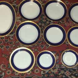12 peice porcelain dinner plate set gold and blue