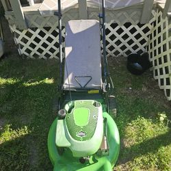 Lawn-boy Rear Wheel Drive Self-propelled Lawnmower With Bag Has Electric Start 