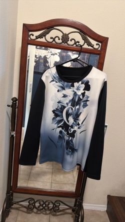 Men’s XLSweatshirts – Great Condition!