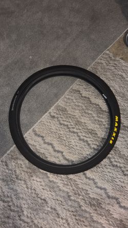 Maxxis Tire