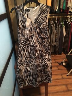 Dresses size 4 and 6 Bebe