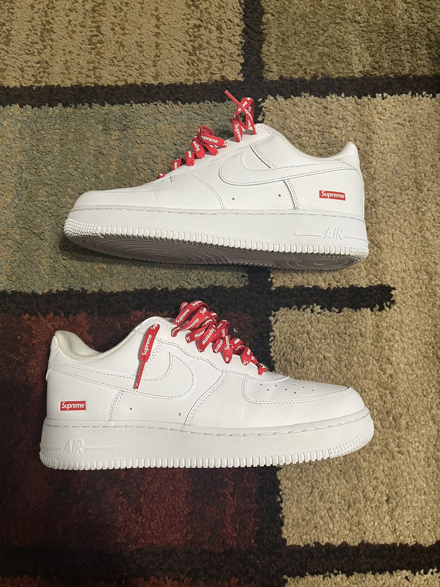 Nike Air Force 1 Supreme Size 8.5