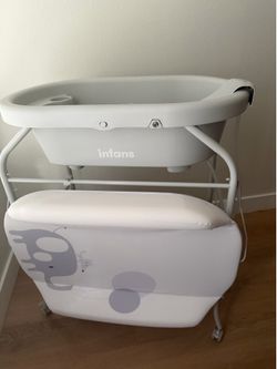 Baby Changing Table with Bath Tub