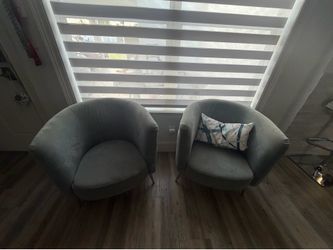 Accent Chairs