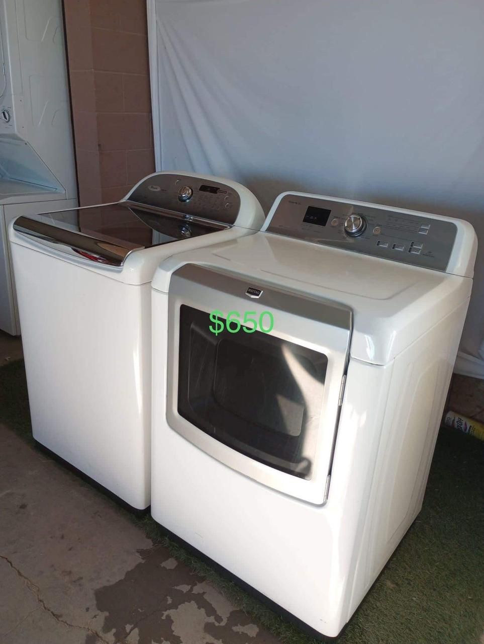 Beautiful Whirlpool Washer And Maytag Gas Dryer.