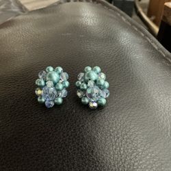 Vintage teal bead and crystal cluster clip-on earrings