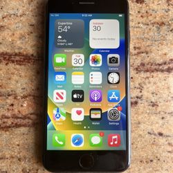iPhone 8 64GB (Carrier Unlcoked)