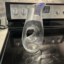 Crate & Barrel - Elegant Vase/Decanter