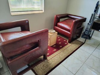 Luxury Lounge Set – 2 Oxblood Leather Club Chairs + Area Rug