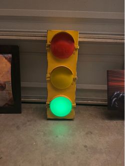 Stop light wall art