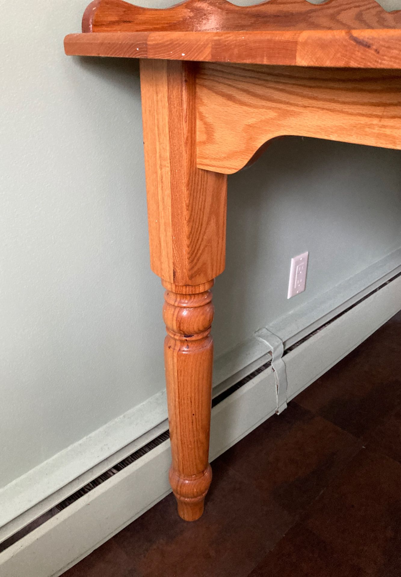 Handmade kitchen table with matching swivel back chairs !( local carpenter)