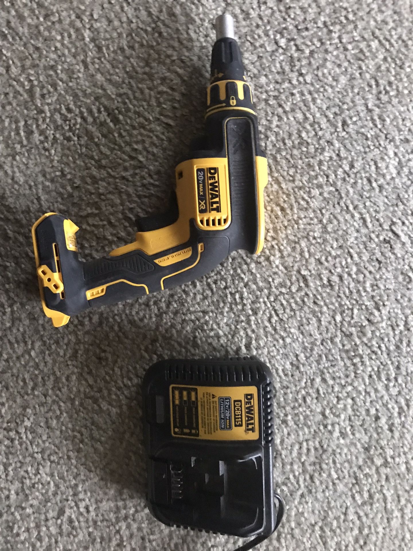 Dewalt 20v Drywall Gun W/charger
