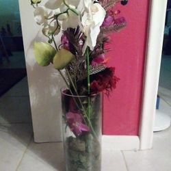 Glass Vase With Silk Flowers