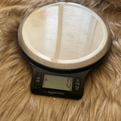 Amazon Basics Electronic Kitchen Scale