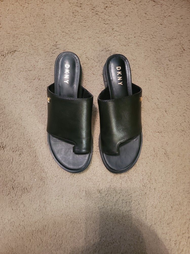 DKNY Sandals Size 8