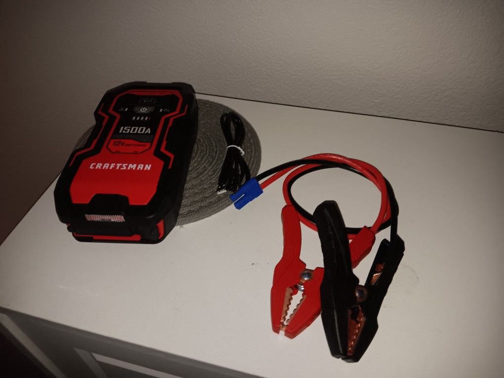 Craftsman 1500 Car Battery Jump Starter /USB Power Bank.