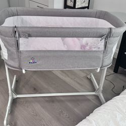 Kooler 3 In One Baby Bassinet, Bedside Sleeper & Playpen