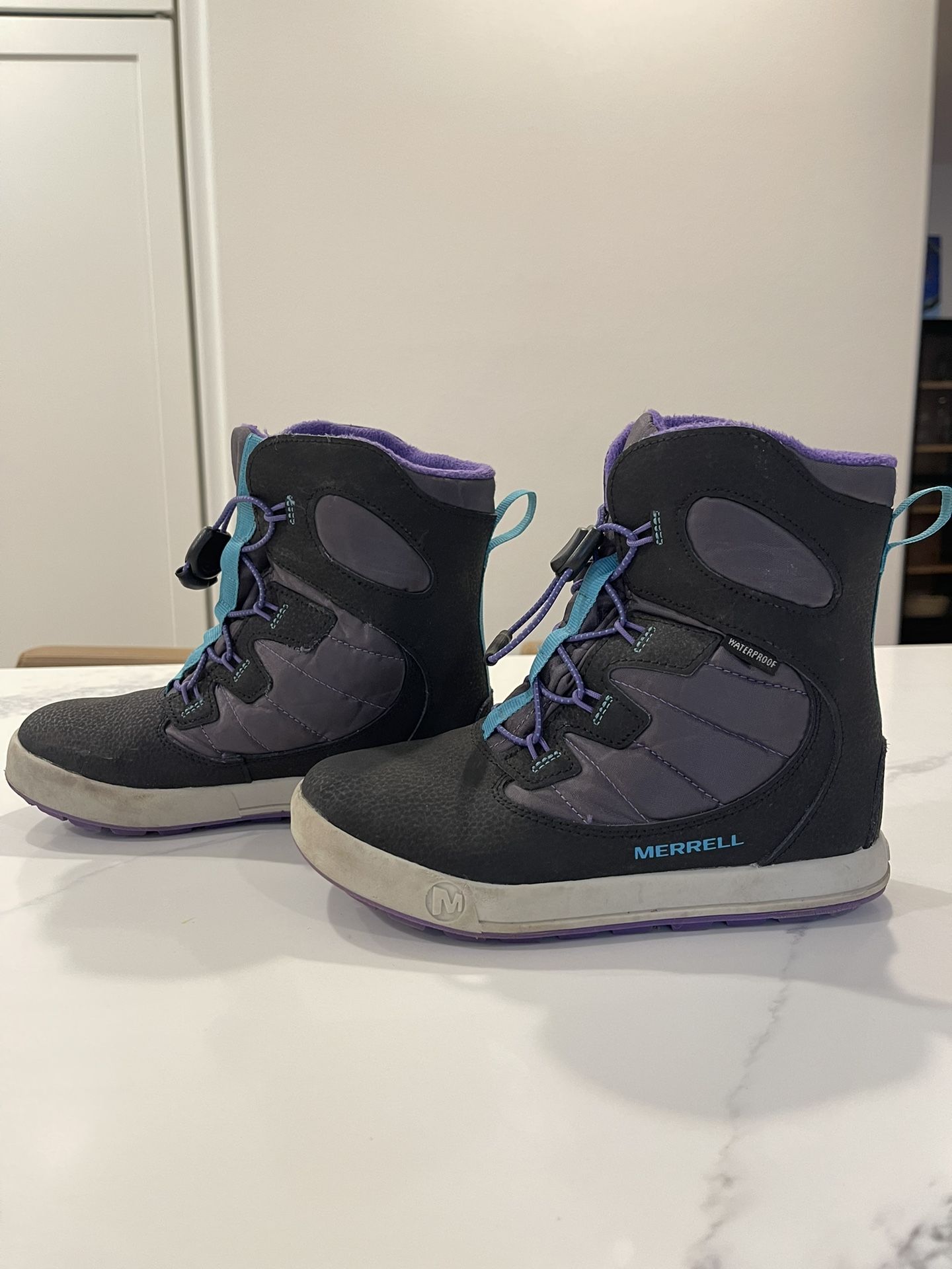 Merrell Kids Snow Bank 4.0 boots size 2