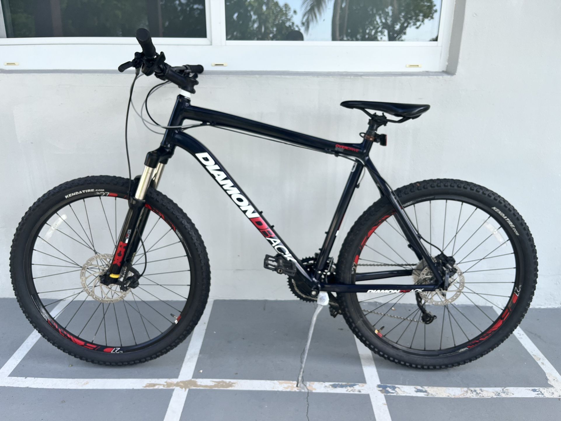 *MINT* DiamondBack Overdrive Sport XL 27.5 Mountain Bike